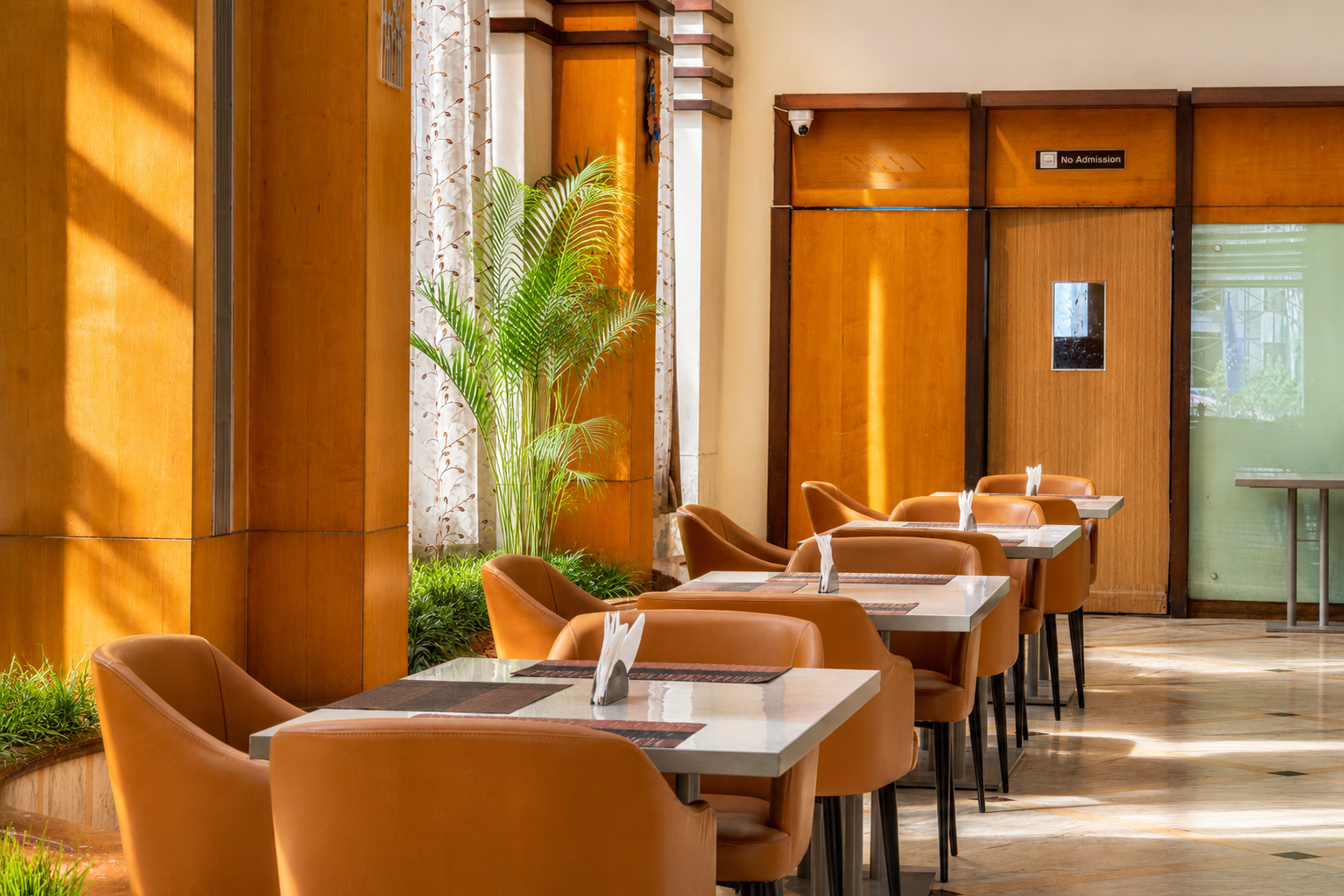 Cruise Coffee Shop